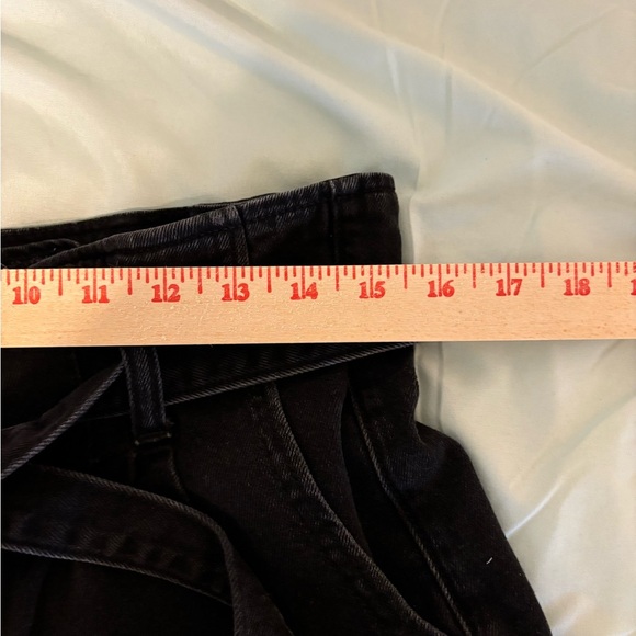 American Eagle Outfitters High Waist Black Denim Shorts - Picture 4 of 10